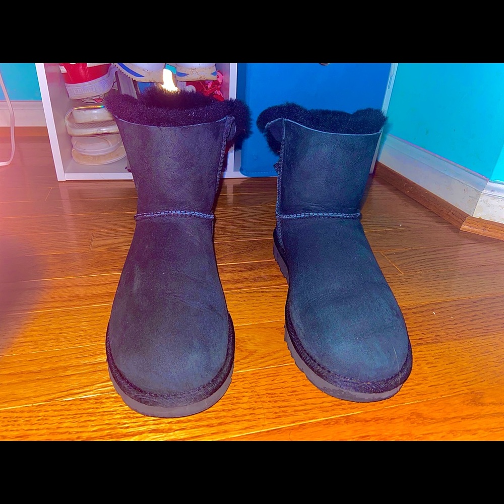 Black Ugg Mini Bailey Boot Size Womens 8
